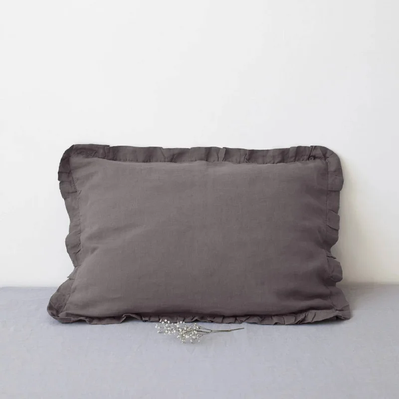 Frilled Pillow Case In Regular Size In Dark Grey