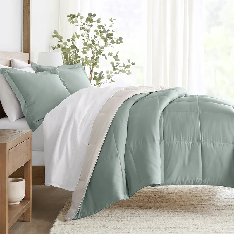 Reversible Down-Alternative Comforter Set