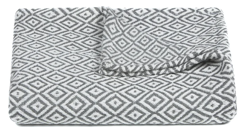 Lia Collection Throw in Grey & White