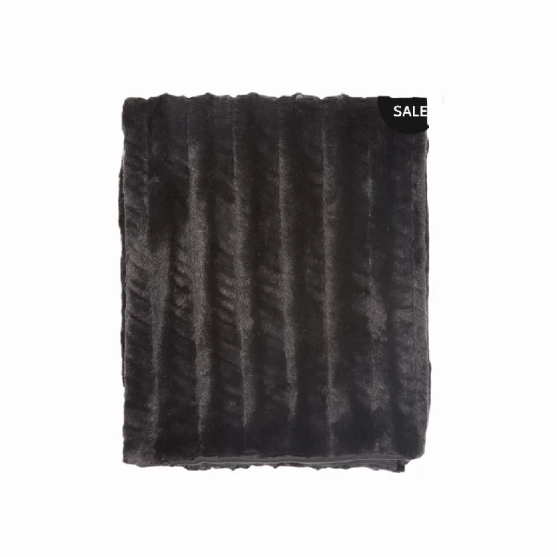 Faux Addict Luxury Faux Fur Throw