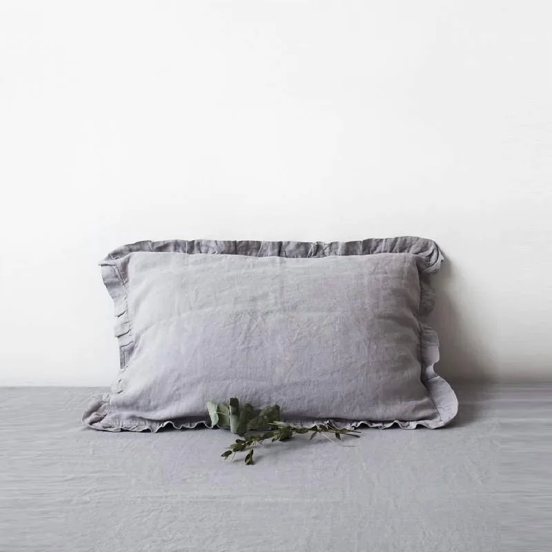 Frilled Pillow Case In King Size In Light Grey