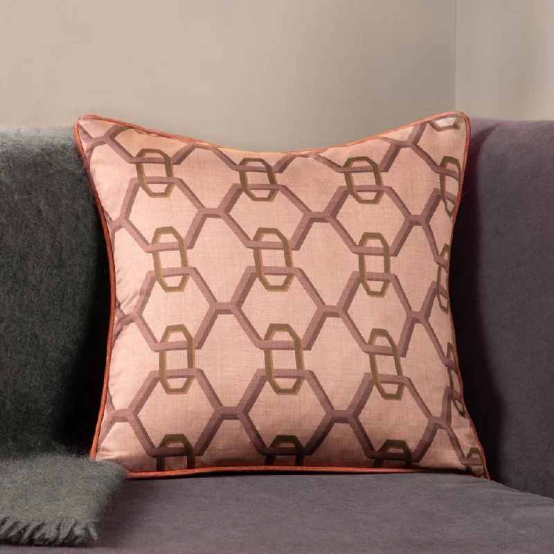 Carnaby Chain Cushion Pink