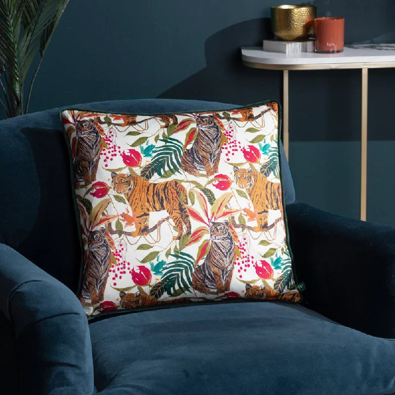 Kali Jungle Tigers Cushion Ivory