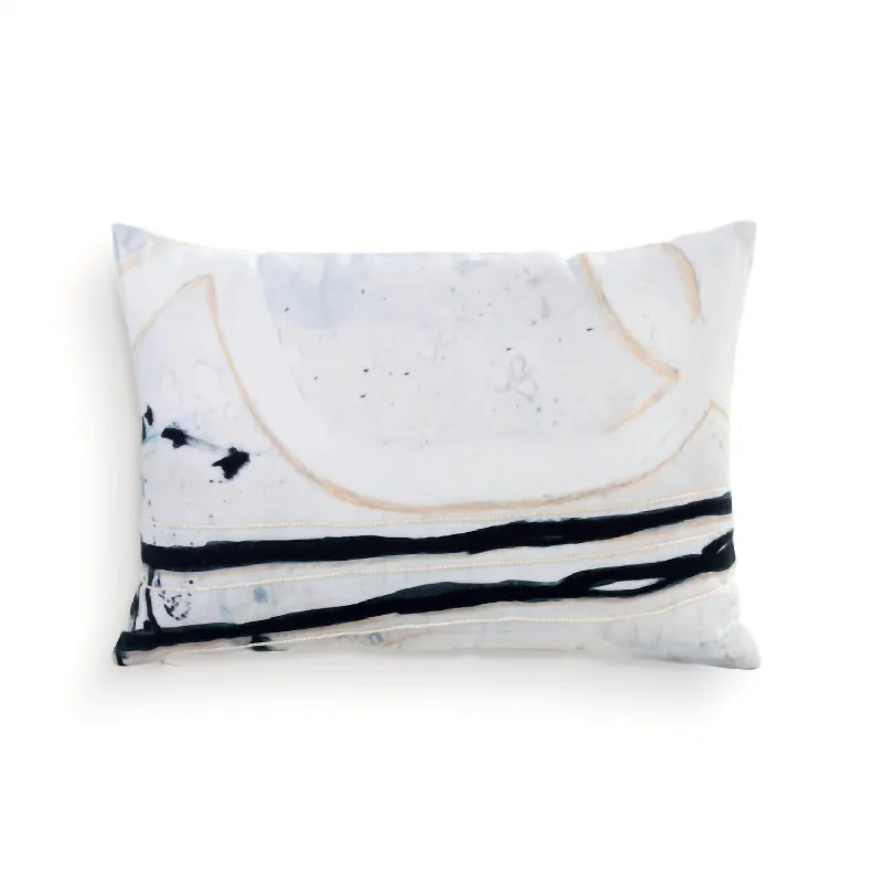 Artlifting Lumbar Pillow In Black/white